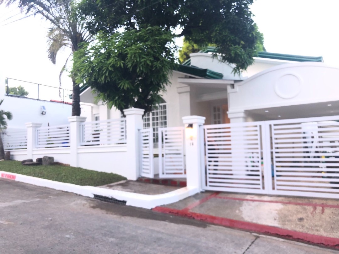 Split Level House for Rent in Tahanan Village, Paranaque City, Property
