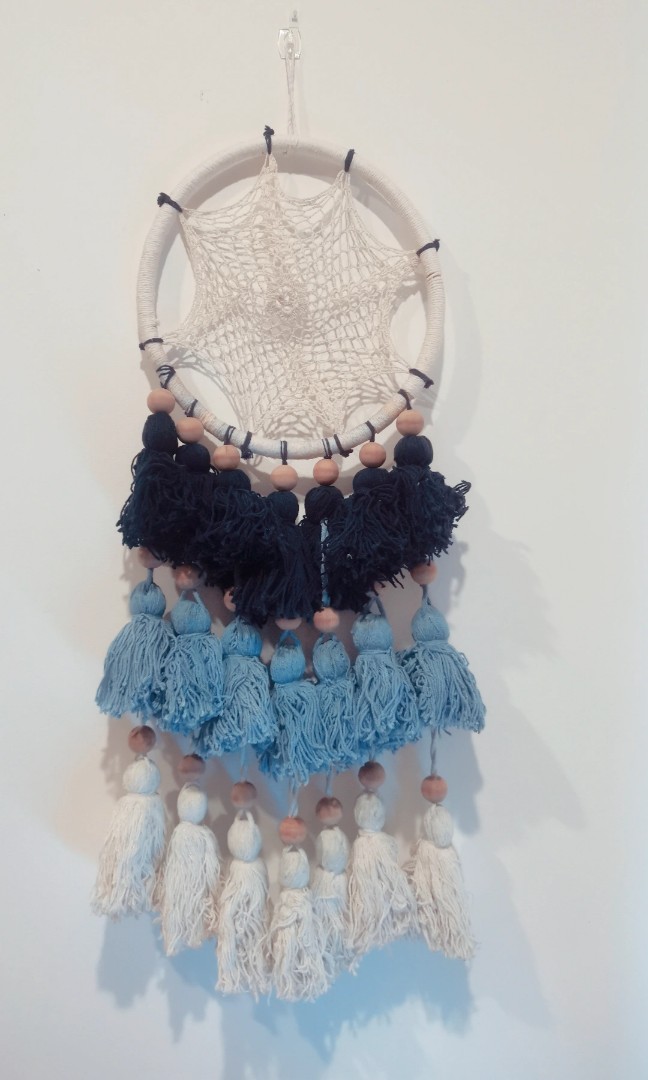 Spotlight macrame wall hanging, Hobbies & Toys, Stationery & Craft