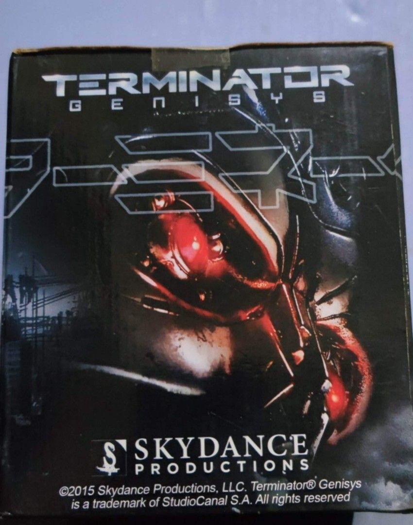 Terminator Genisys Half Scale Endo Skull Bust, Hobbies & Toys, Toys
