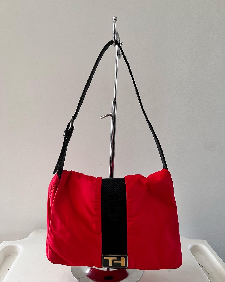 Tommy Hilfiger Shoulder bag, Women's Fashion, Bags & Wallets, Shoulder