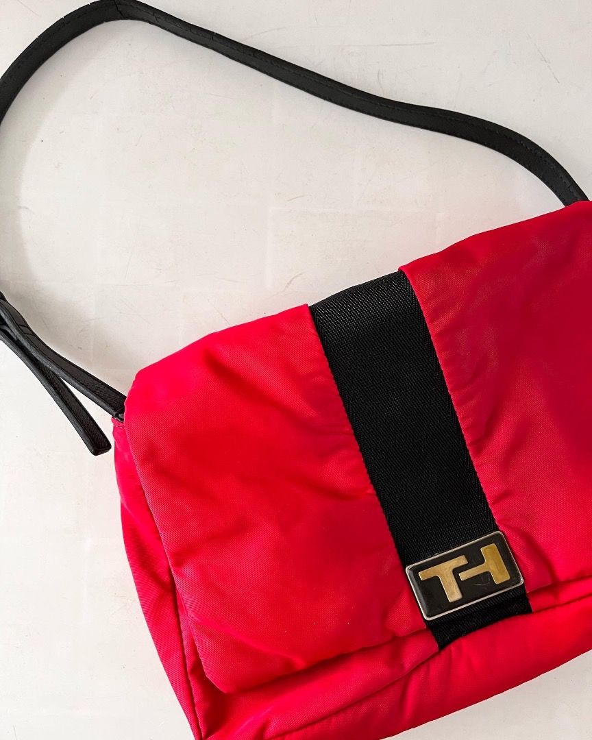 Tommy Hilfiger Shoulder bag, Women's Fashion, Bags & Wallets, Shoulder