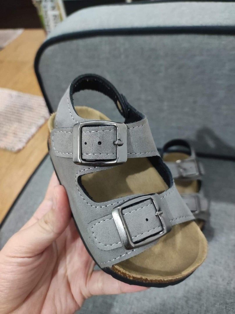 Tough kids hot sale sandals