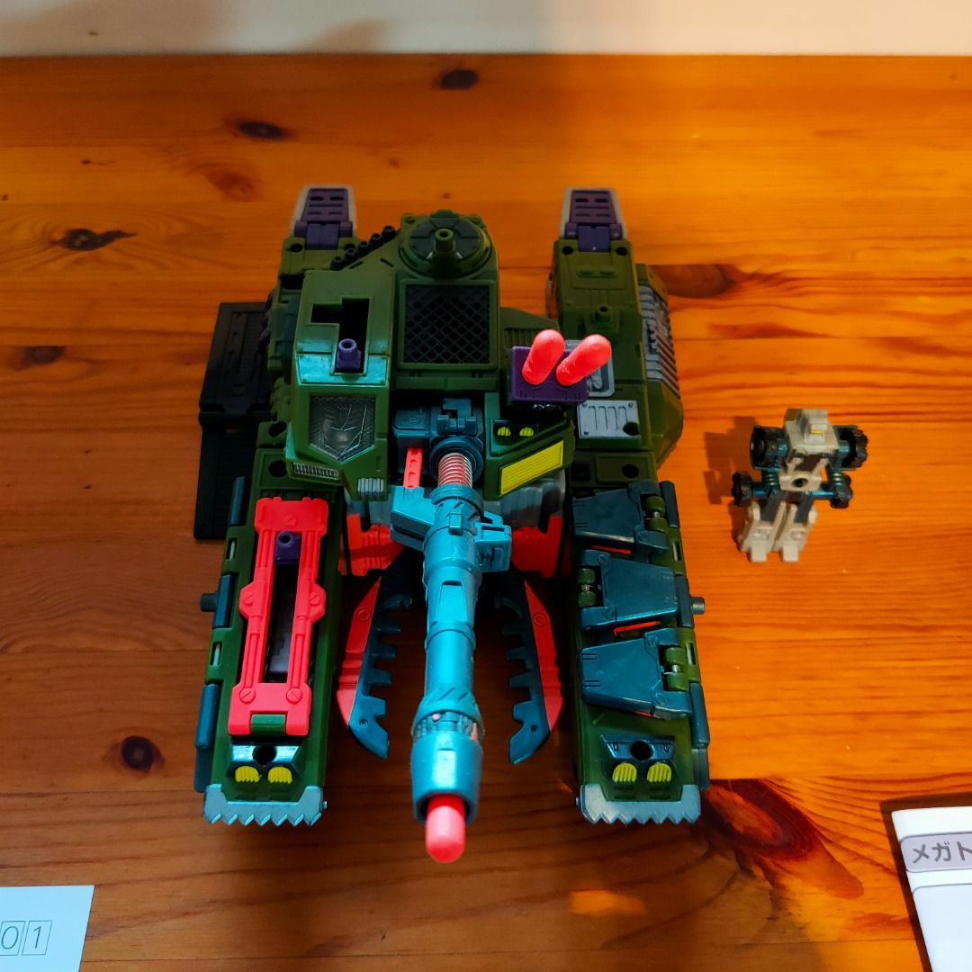 Transformers Armada Megatron with Leader1 Takara 2002 Wave 1 comes