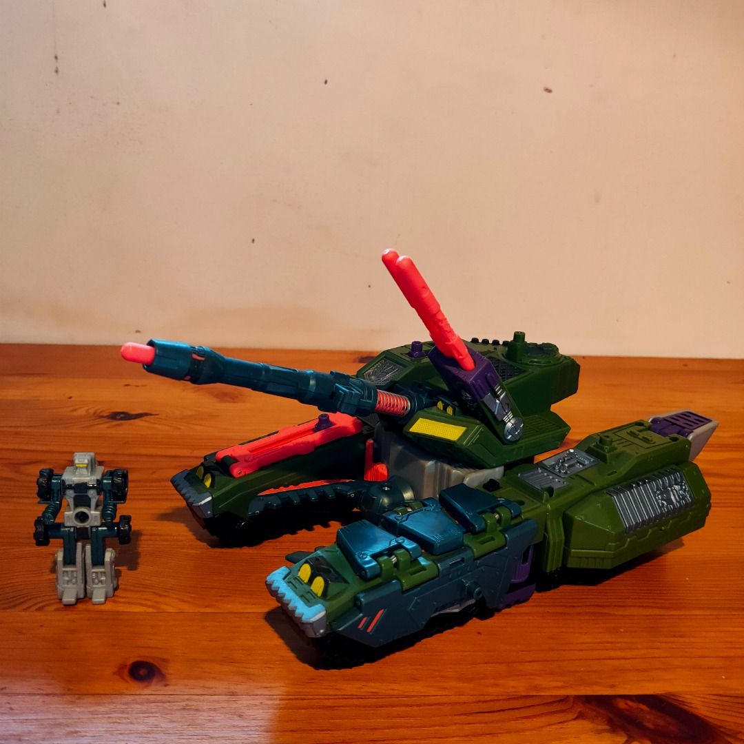 Transformers Armada Megatron with Leader1 Takara 2002 Wave 1 comes