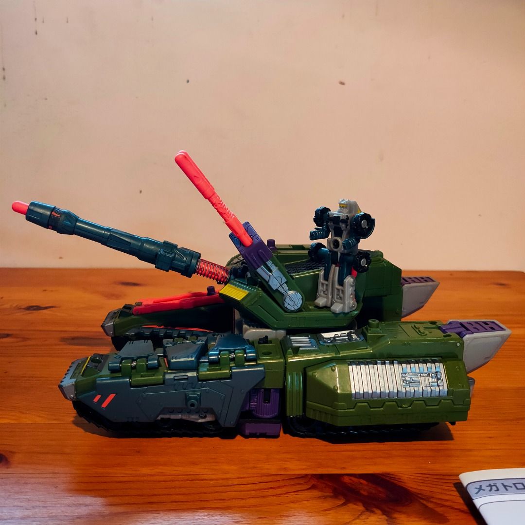 Transformers Armada Megatron with Leader1 Takara 2002 Wave 1 comes