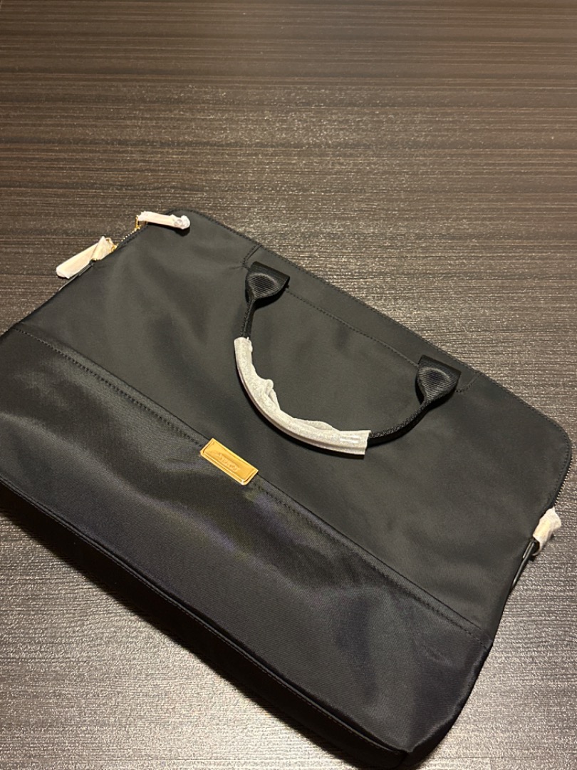 Tumi Ladies Laptop Bag, Computers & Tech, Parts & Accessories, Laptop