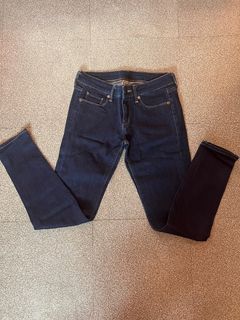 Uniqlo Skinny Jeans Mid Rise