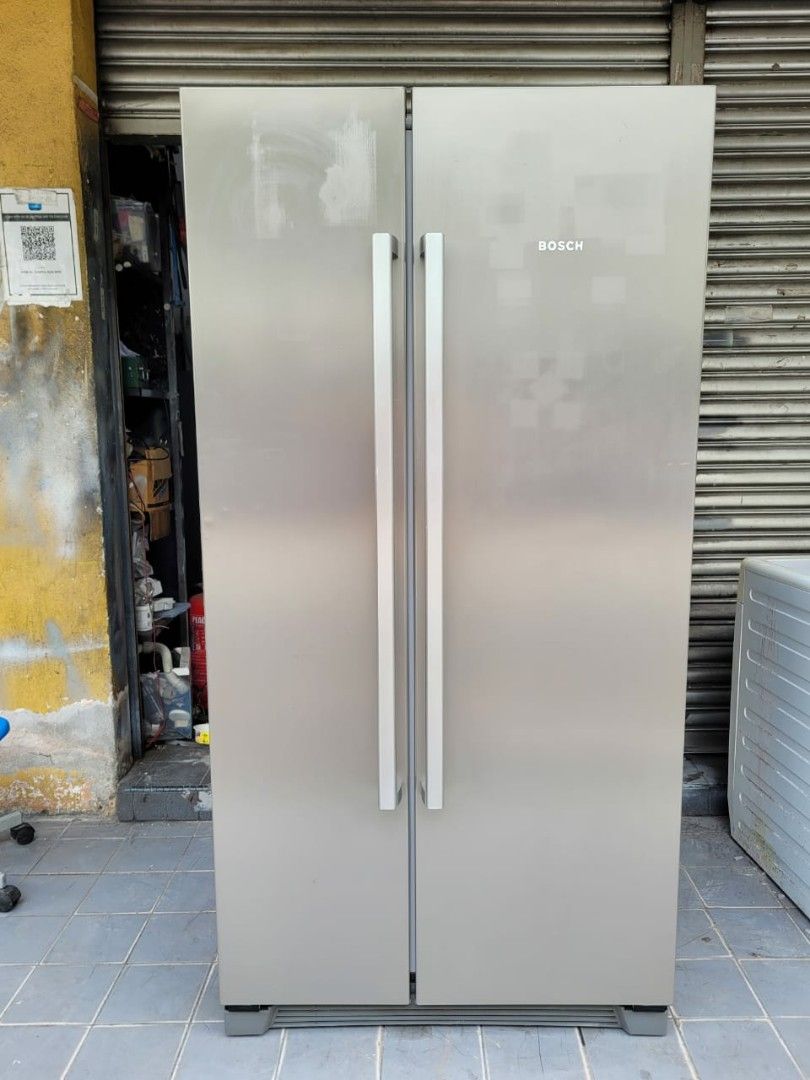 Used Bosch side by side doors fridge 550L, refrigerator peti sejuk peti ais, good condition, TV