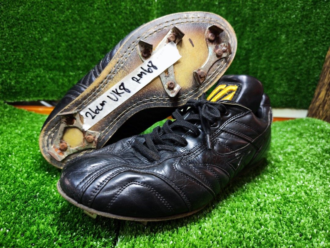 Used mizuno shoes best sale
