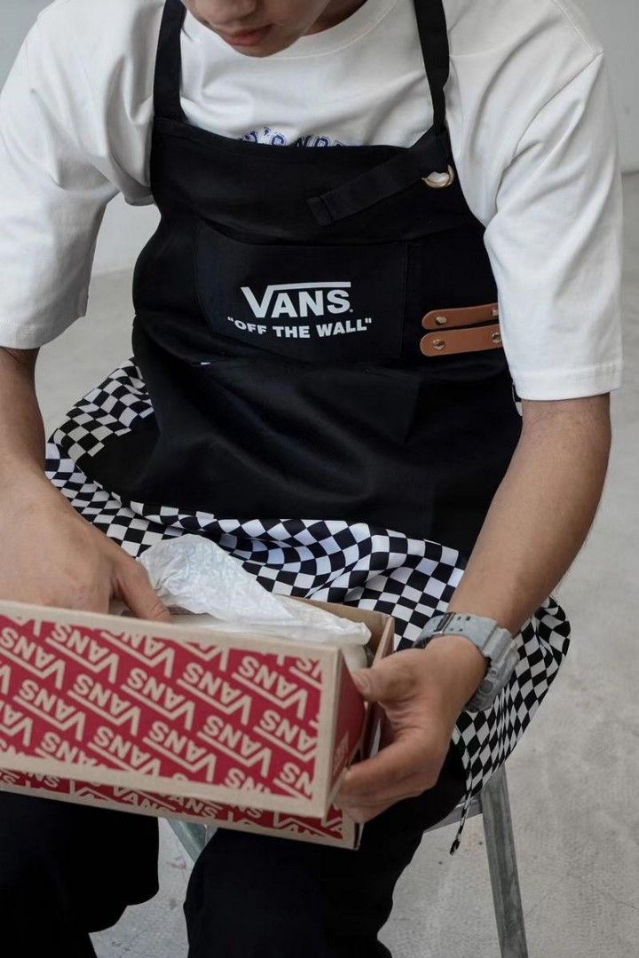 Vans off the wall apron clearance