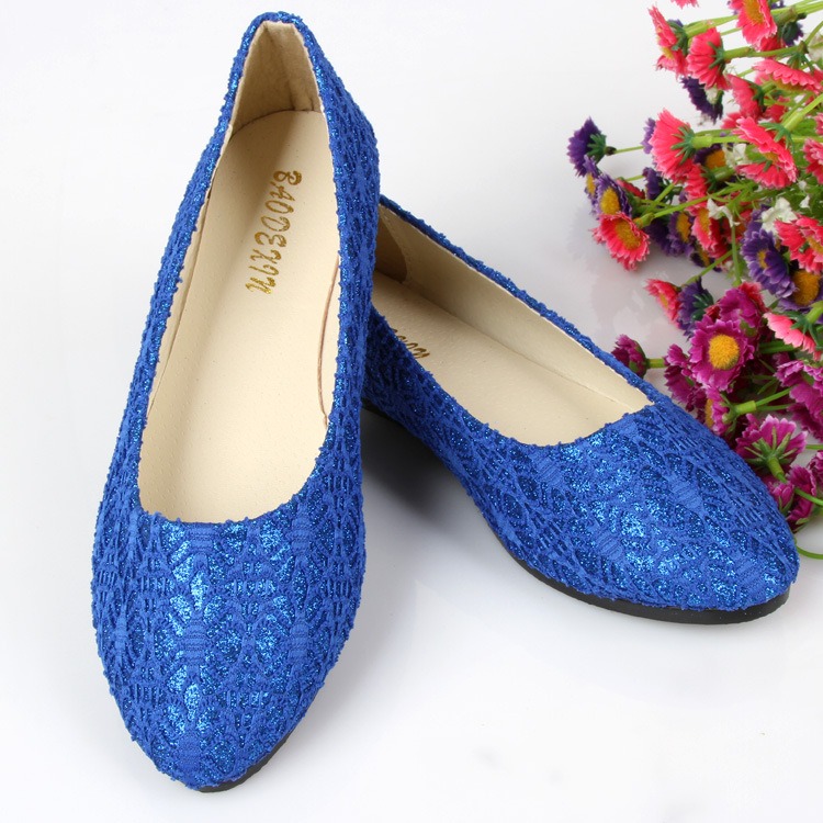 Flat base shop shoes