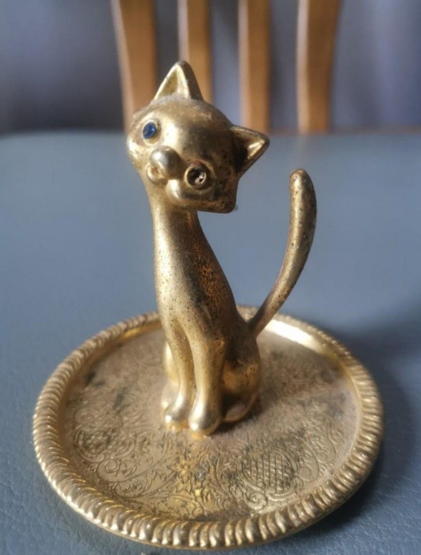 Vintage Gold Plated Cat Ring Stand Hobbies Toys Memorabilia Collectibles Vintage Collectibles on Carousell