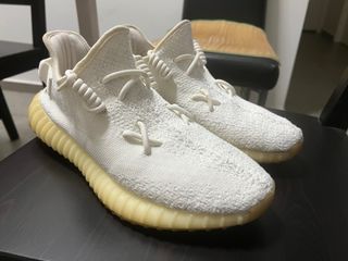 Adidas yezzy triple white store
