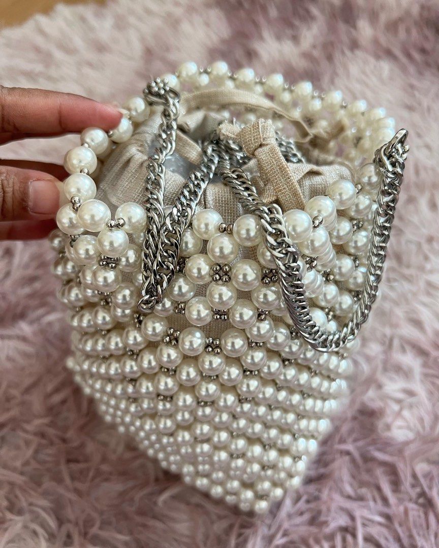 PEARL BEAD MINI BUCKET BAG - White