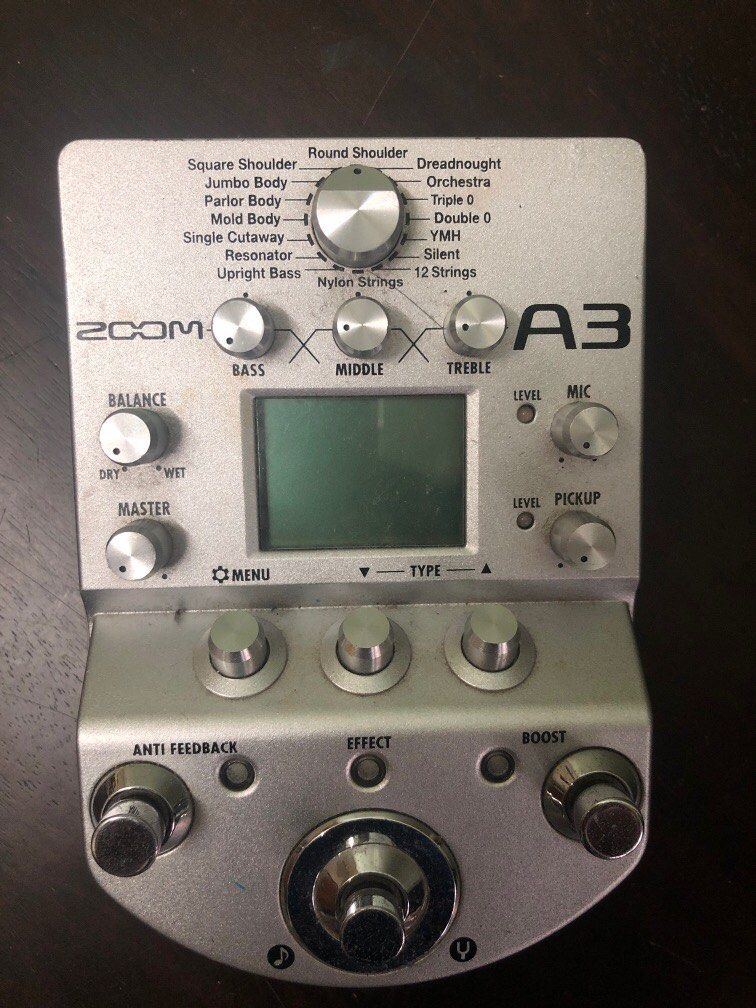 Zoom A3, Hobbies & Toys, Music & Media, Musical Instruments on