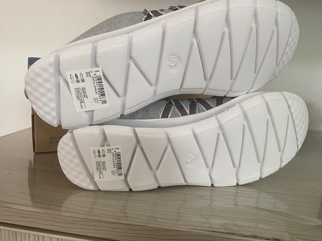 Clarks women's active shoes outlet
