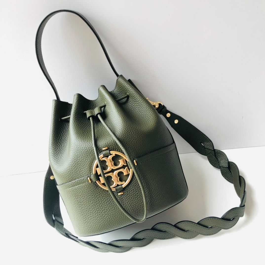 Tory burch TB 79323 New Green Miller Double T Logo Head layer Litchi  pattern cowhide bucket bag shoulder bag side backpack women's bag, Luxury,  Bags & Wallets on Carousell