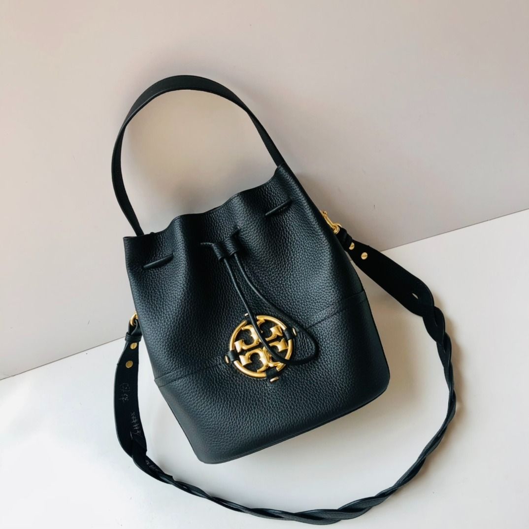 Tory burch TB 79323 new ladies black Miller double T logo head layer litchi  pattern cowhide bucket bag shoulder bag side backpack women's bag, Luxury,  Bags & Wallets on Carousell