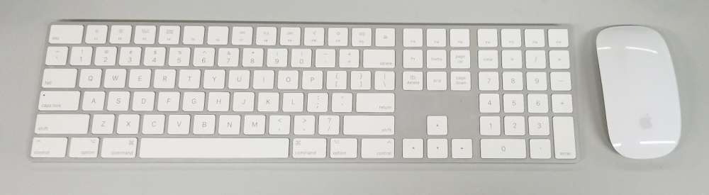 新淨 Apple iMac 用精妙鍵盤配備數字鍵盤 + 精妙滑鼠