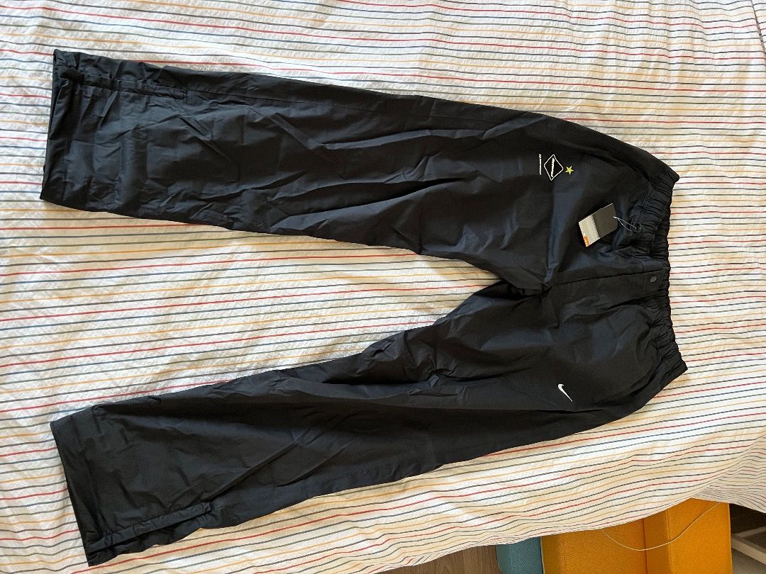 減價全新絕版NIKE F.C. REAL BRISTOL STORM-FIT WARM UP TRACK PANT