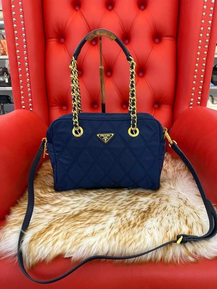 Prada tessuto hotsell impuntu price