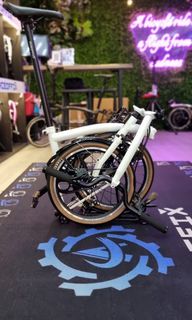 (Category: ) located in . Submitted by upz.bicycle.sg (Listing ID 1212265061, Image 1). Description: .