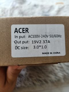 Acer  19v 2.37a Charger