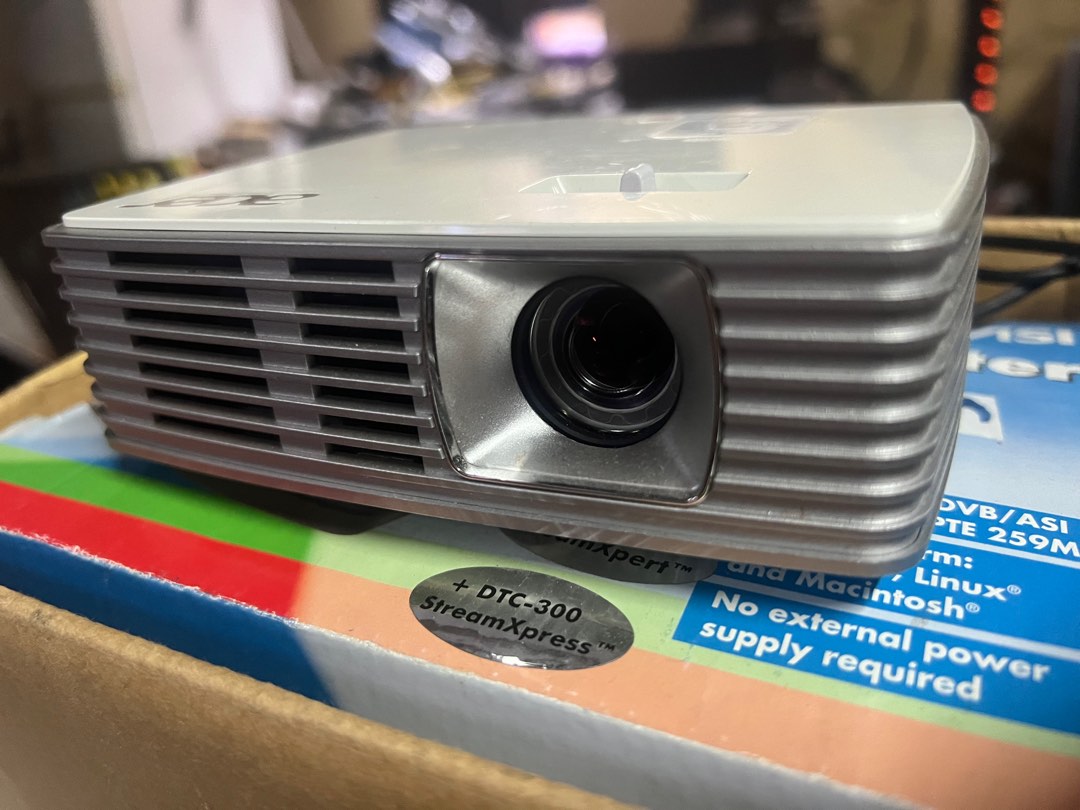 LEDプロジェクター acer K137 【公式通販】