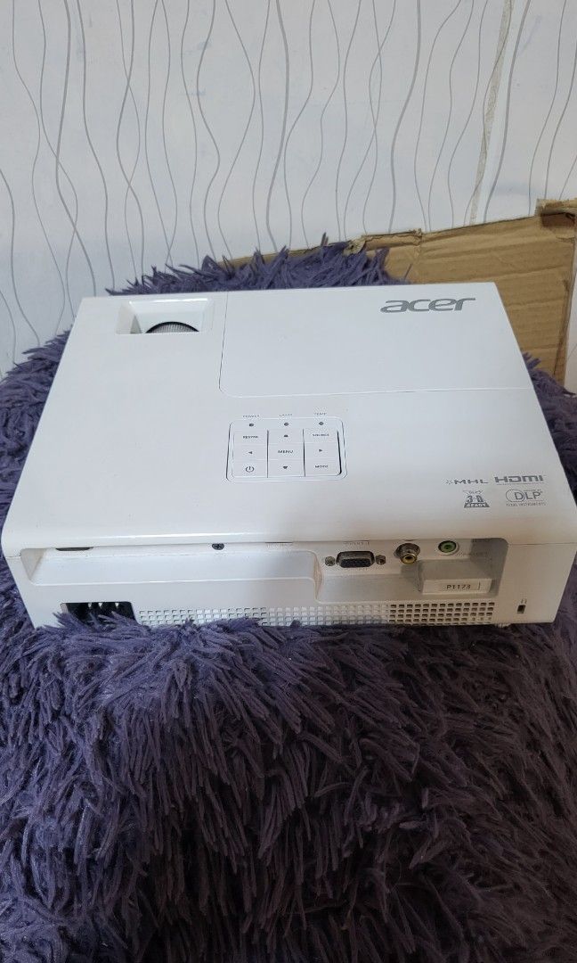 ACER P1173 PROJECTOR HEAVY DUTY SUPER BRIGHT DISPLAY, TV & Home