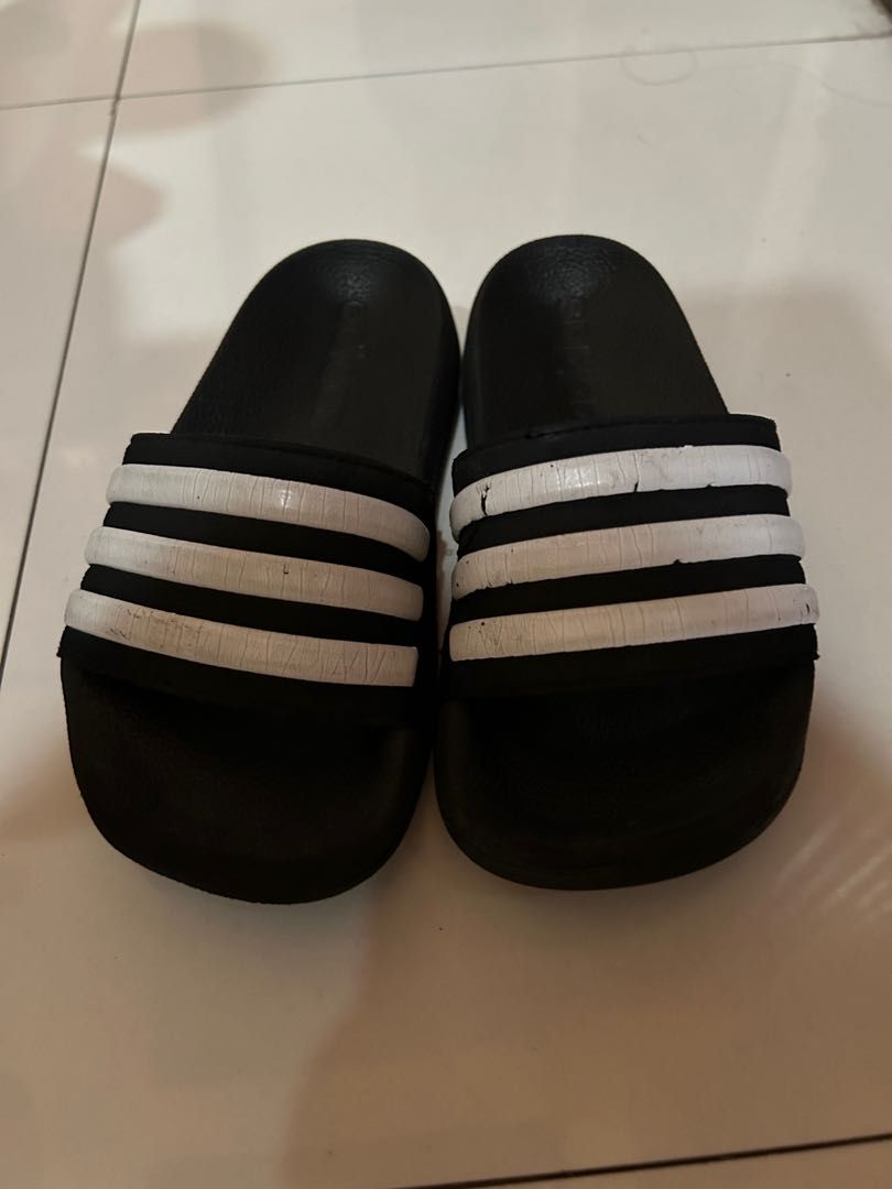 Adidas Slippers for kids, Babies & Kids, Babies & Kids Fashion on Carousell