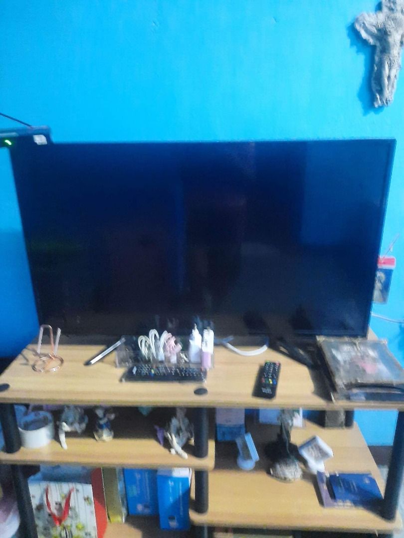 Anbonn, TV & Home Appliances, TV & Entertainment, TV on Carousell