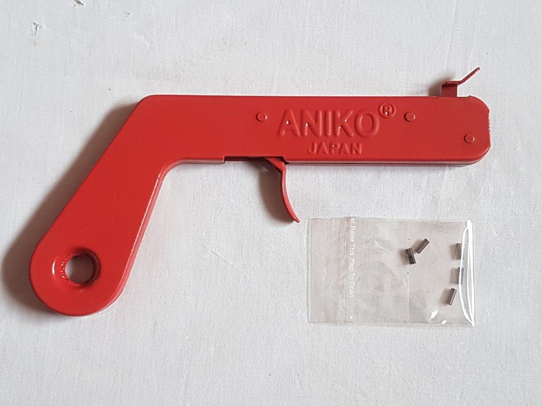 Aniko Ignition Lighter New In Box Made In Japan, Hobbies & Toys