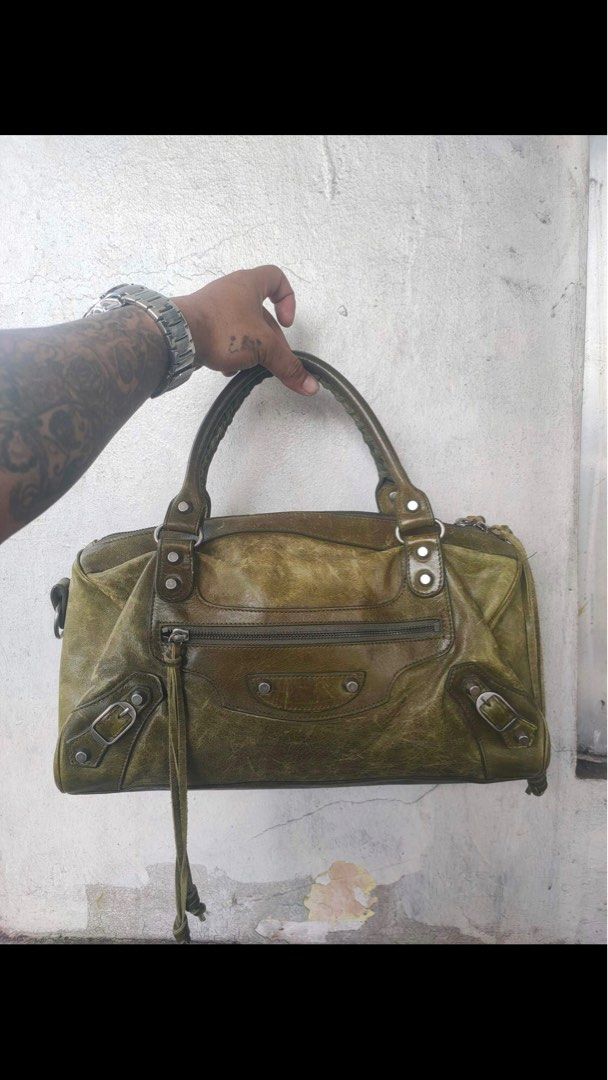 Balenciaga Twiggy olive bag, Luxury, Bags Wallets on Carousell