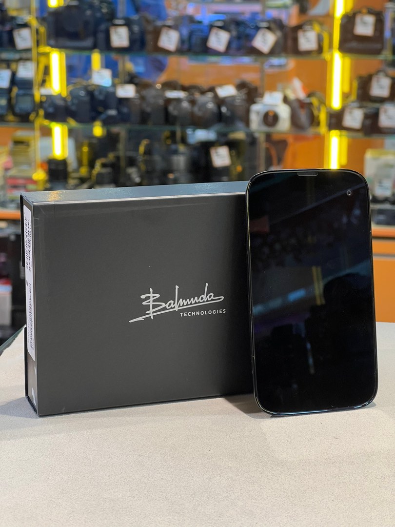 Balmuda phone Softbank 日本製黒色90%new fullset, 手提電話, 手機