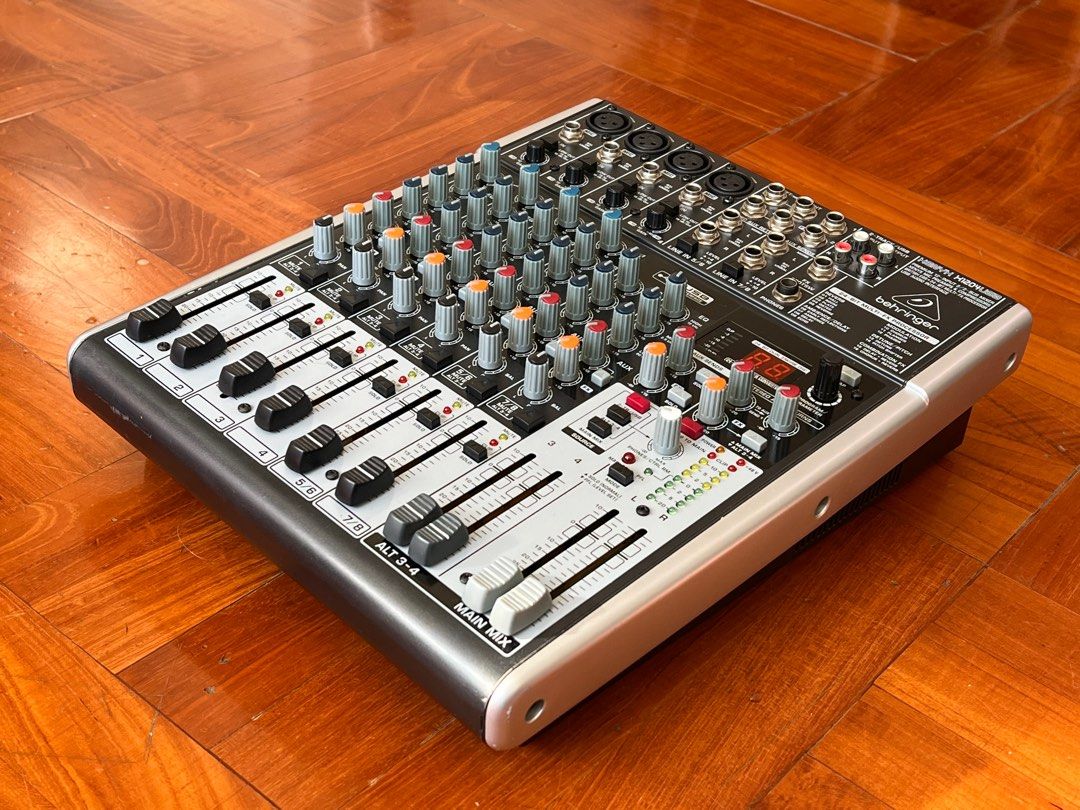 Behringer XENYX X1204USB mixer, 興趣及遊戲, 音樂樂器 & 配件, 樂器 Carousell