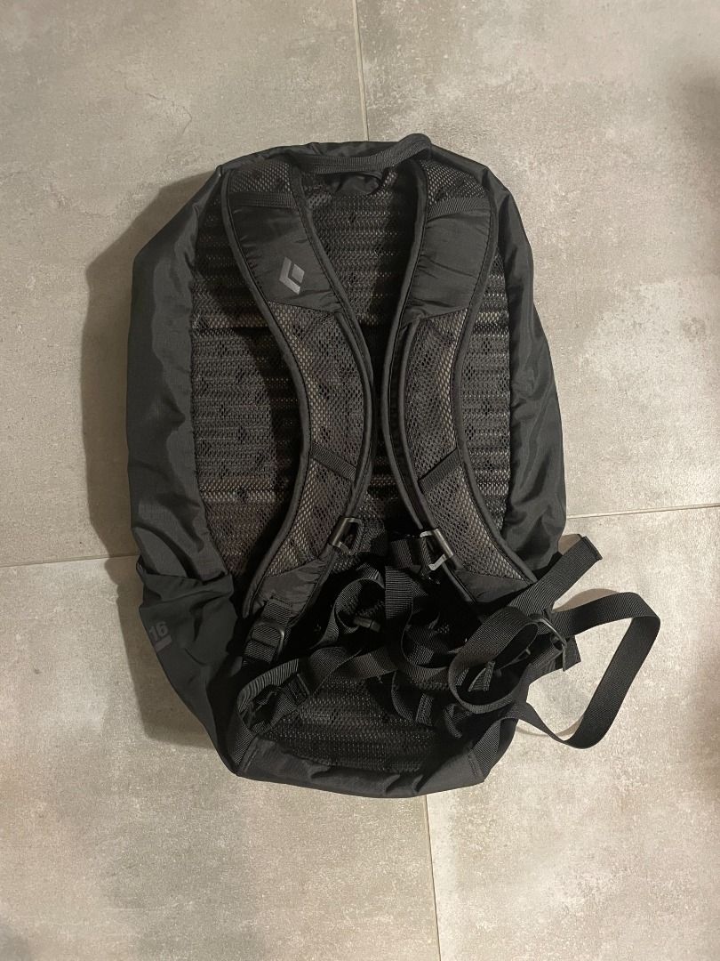 Black diamond magnum 16 pack clearance