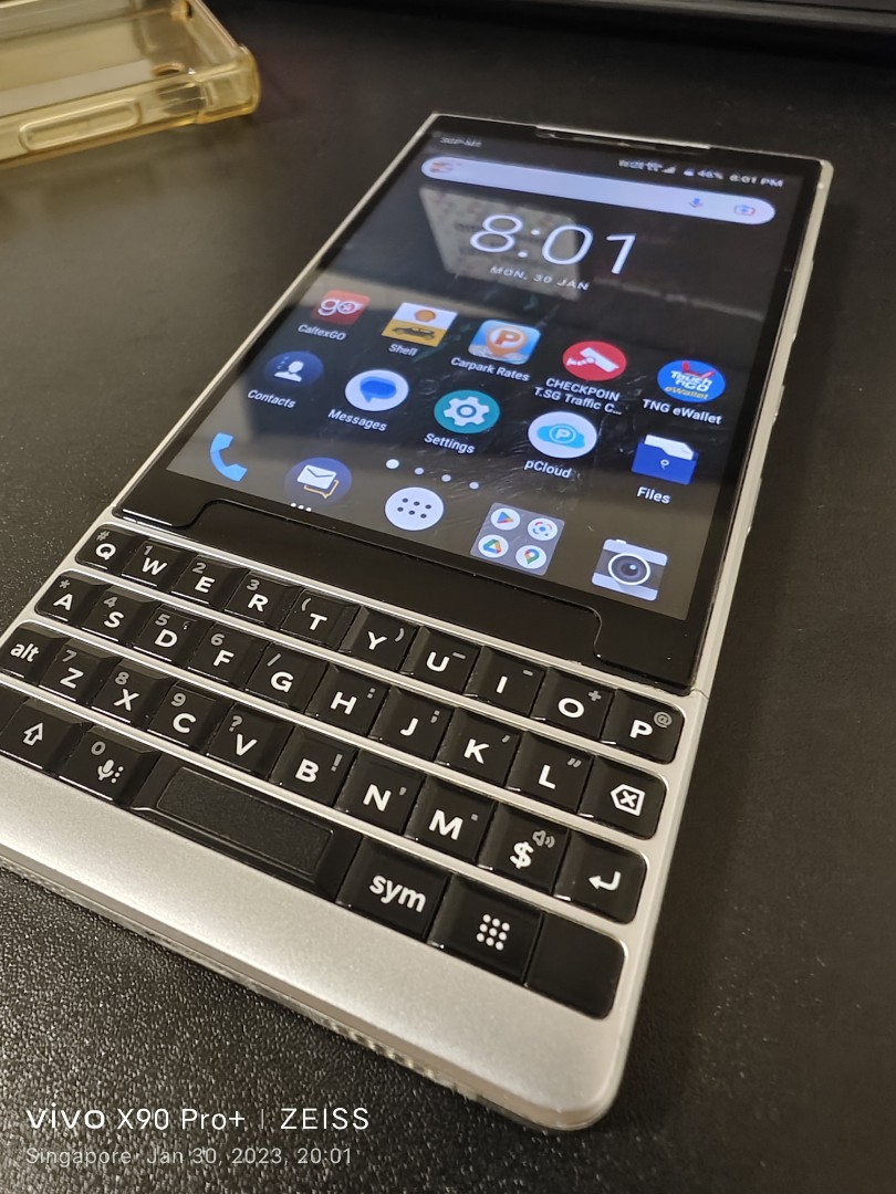 BlackBerry Key2 Silver   BBF100-8