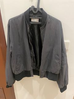 (Kategori: ) berada di . Dikirim oleh Semab (ID iklan 1212383412, Gambar 1). Deskripsi: .
