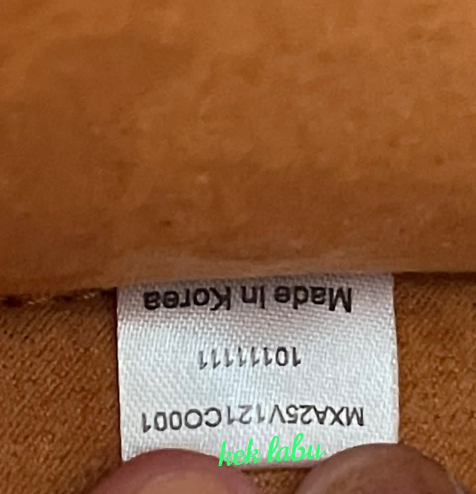 Lelong Box MCM rare bag