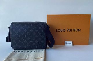 Louis Vuitton 2018 Pre-owned Pixel District PM Crossbody, 45% OFF