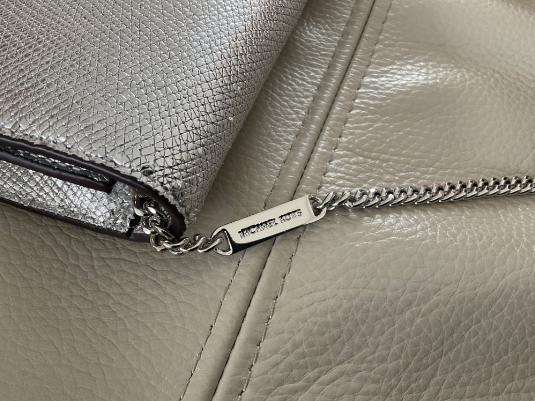 Michael kors silver evening bag hotsell