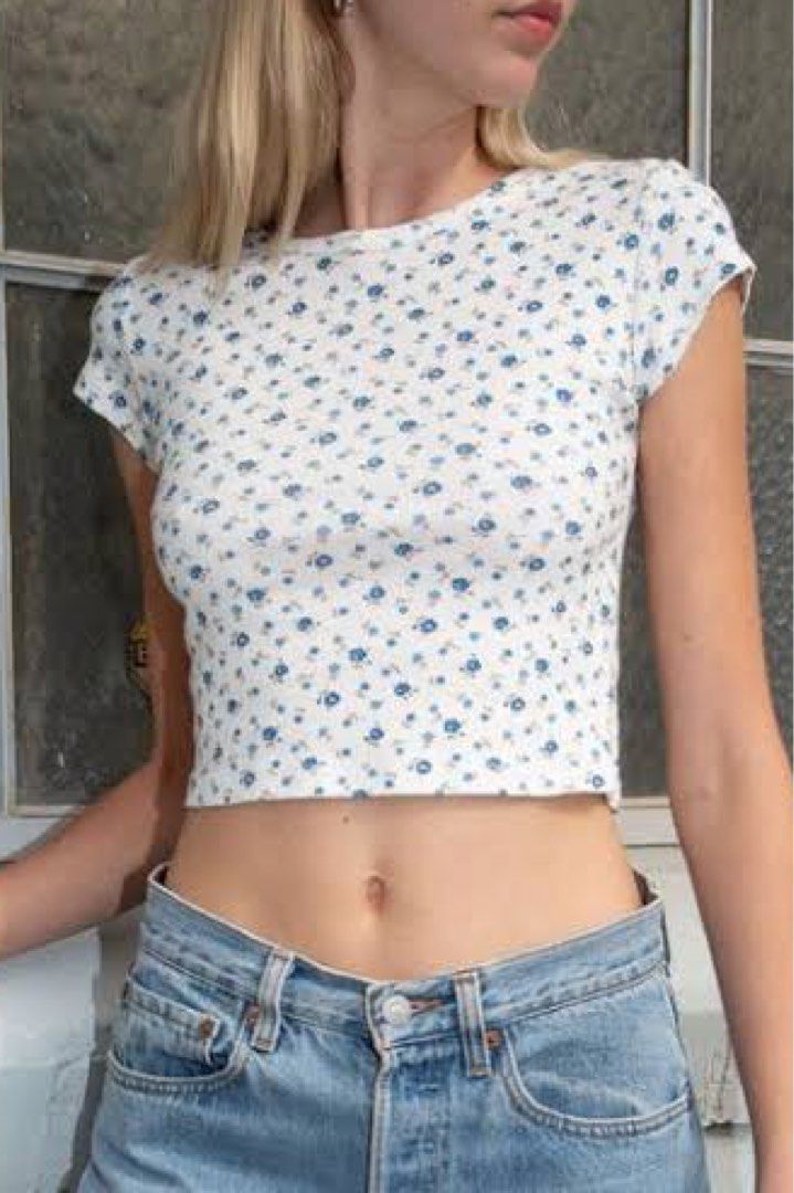 Brandy Melville Ashlyn Top, Women's Fashion, Tops, Shirts on Carousell