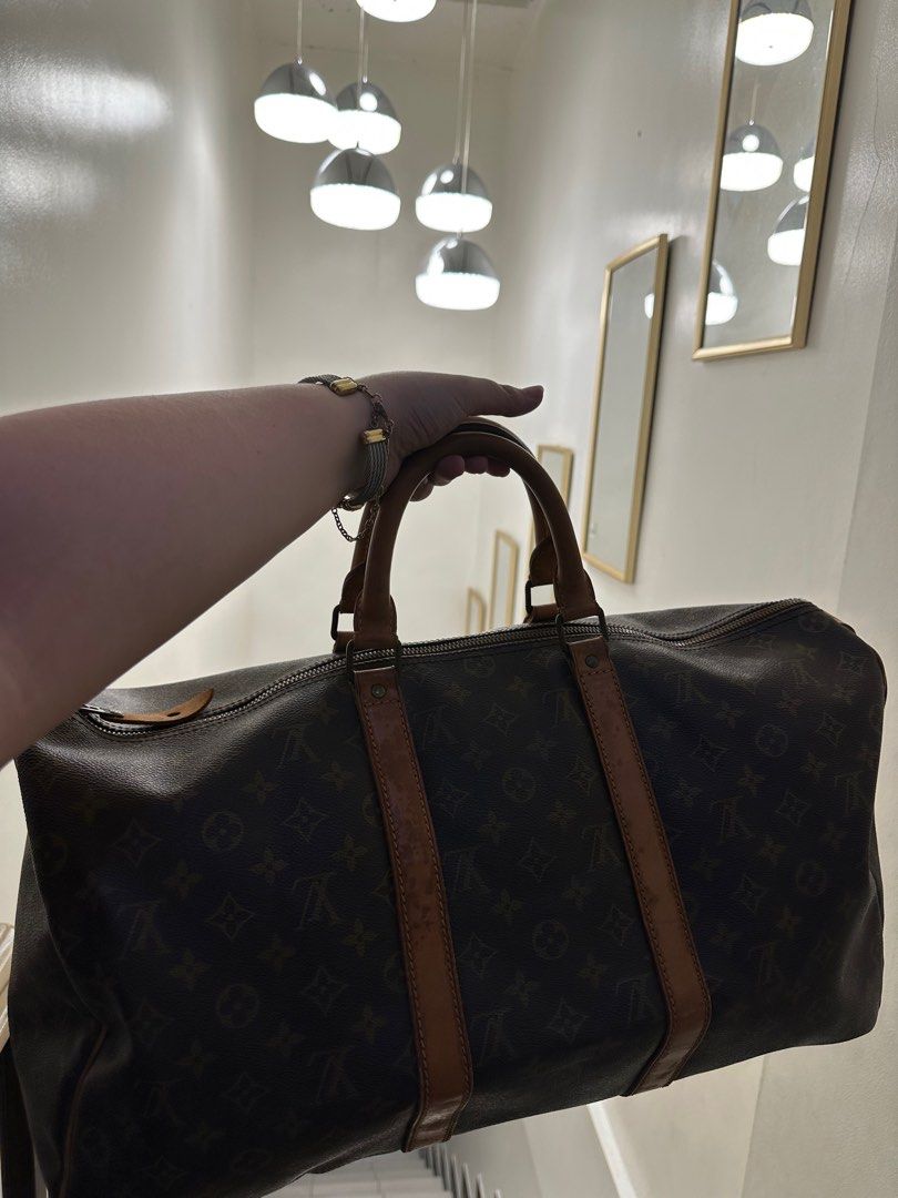 BUNDLE KEEPALL MONOGRAM (Category: Luxury Bags & Wallets) located in Manila. Submitted by davidspreowned (Listing ID 1212434374, Image 3). Description: Bundle Lv keepall size 55 & 40 both monogram no major flaws on the canvas.