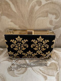 Charles and Keith Clutch