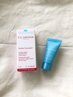 clarins hydra-essentiel moisturizer