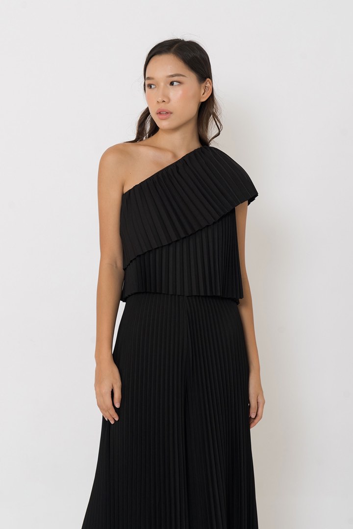 Claude Matteo pleated toga top, Women's Fashion, Tops, Other Tops on ...