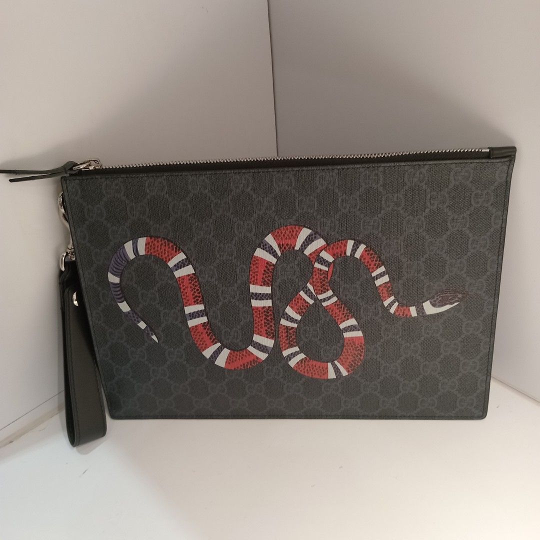 Clutch gucci snake, Barang Mewah, Tas & Dompet di Carousell