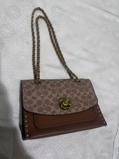 (Kategori: ) berada di . Dikirim oleh ditapreloved_ (ID iklan 1212331278, Gambar 1). Deskripsi: .