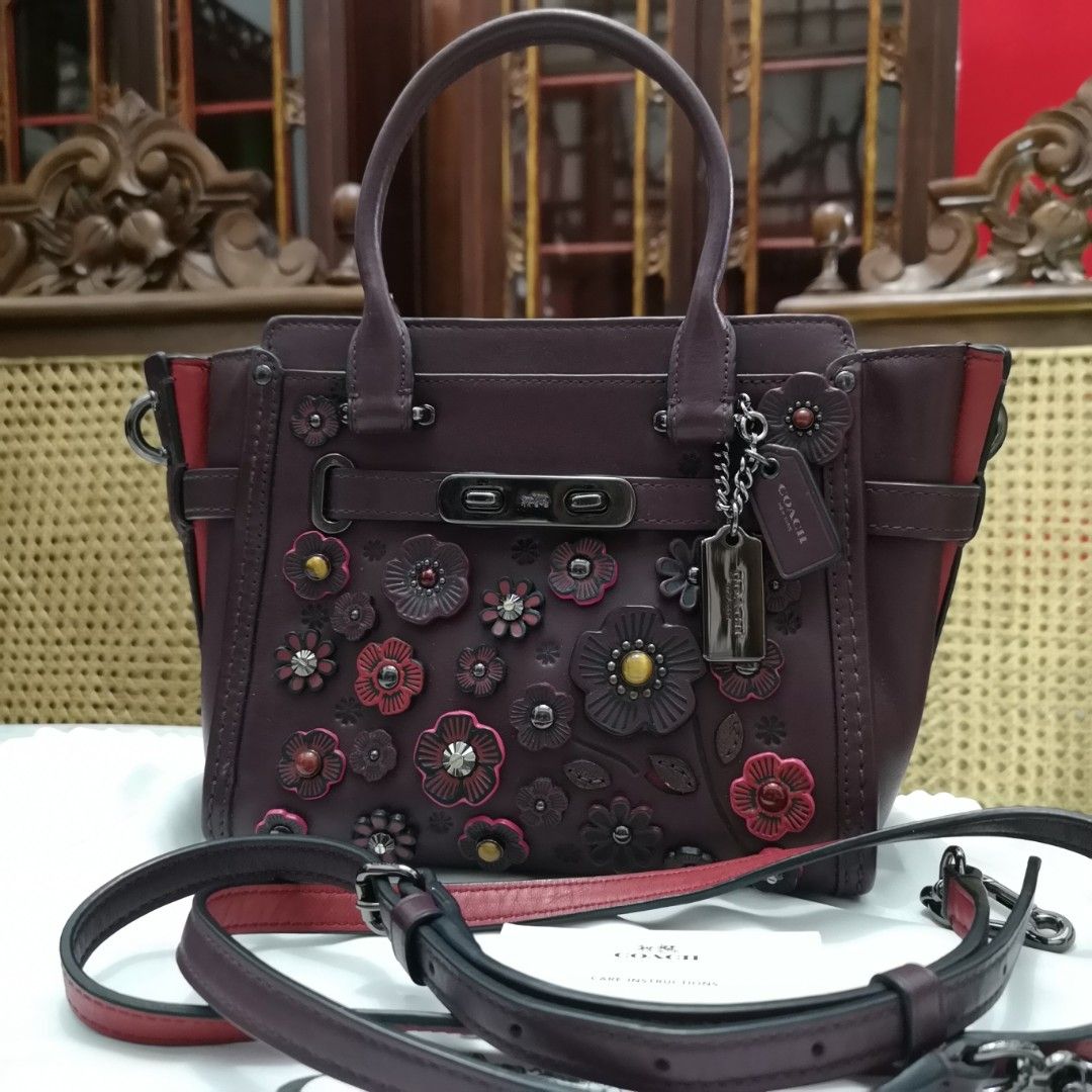 Preloved Coach Swagger 21 with Tea Rose Leather Satchel