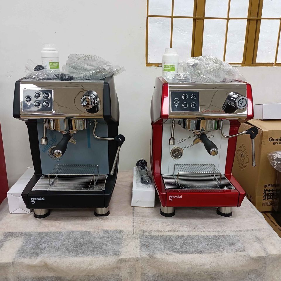 COMMERCIAL SEMI AUTOMATIC ESPRESSO MACHINE BLACK & RED CRM3200C, TV